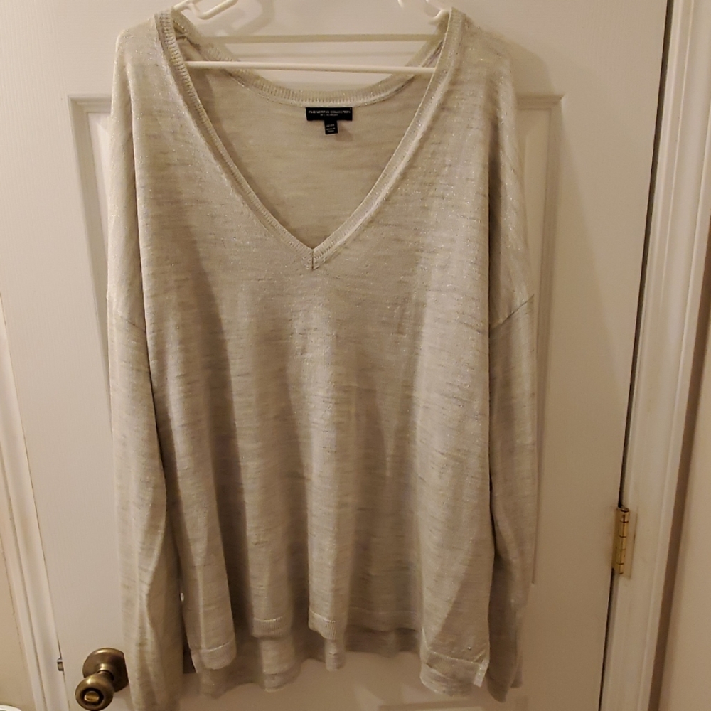 Shimmering light weight sweater